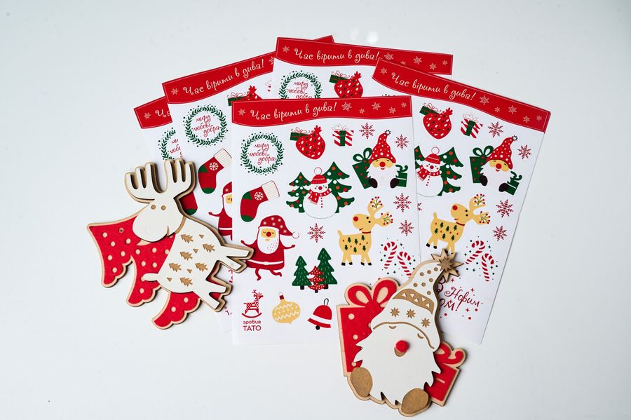 Set of Christmas stickers "Red noses"